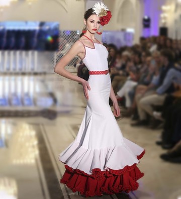 Vestido de flamenca blanco...